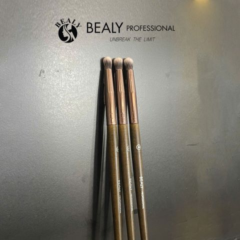 CỌ TÁN PHẤN MẮT BEALY CXL30C 