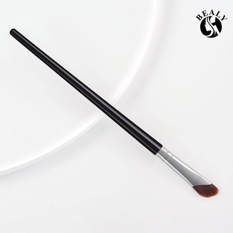  CỌ TRANG ĐIỂM EYELINER, TÉM ĐẦU BO VÁT SIÊU MẢNH 