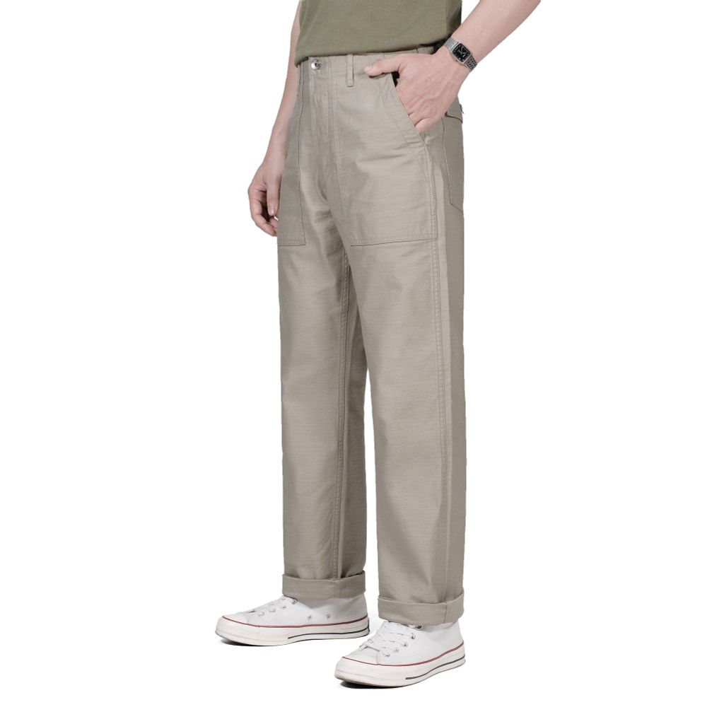 Military Desert / Straight Pants