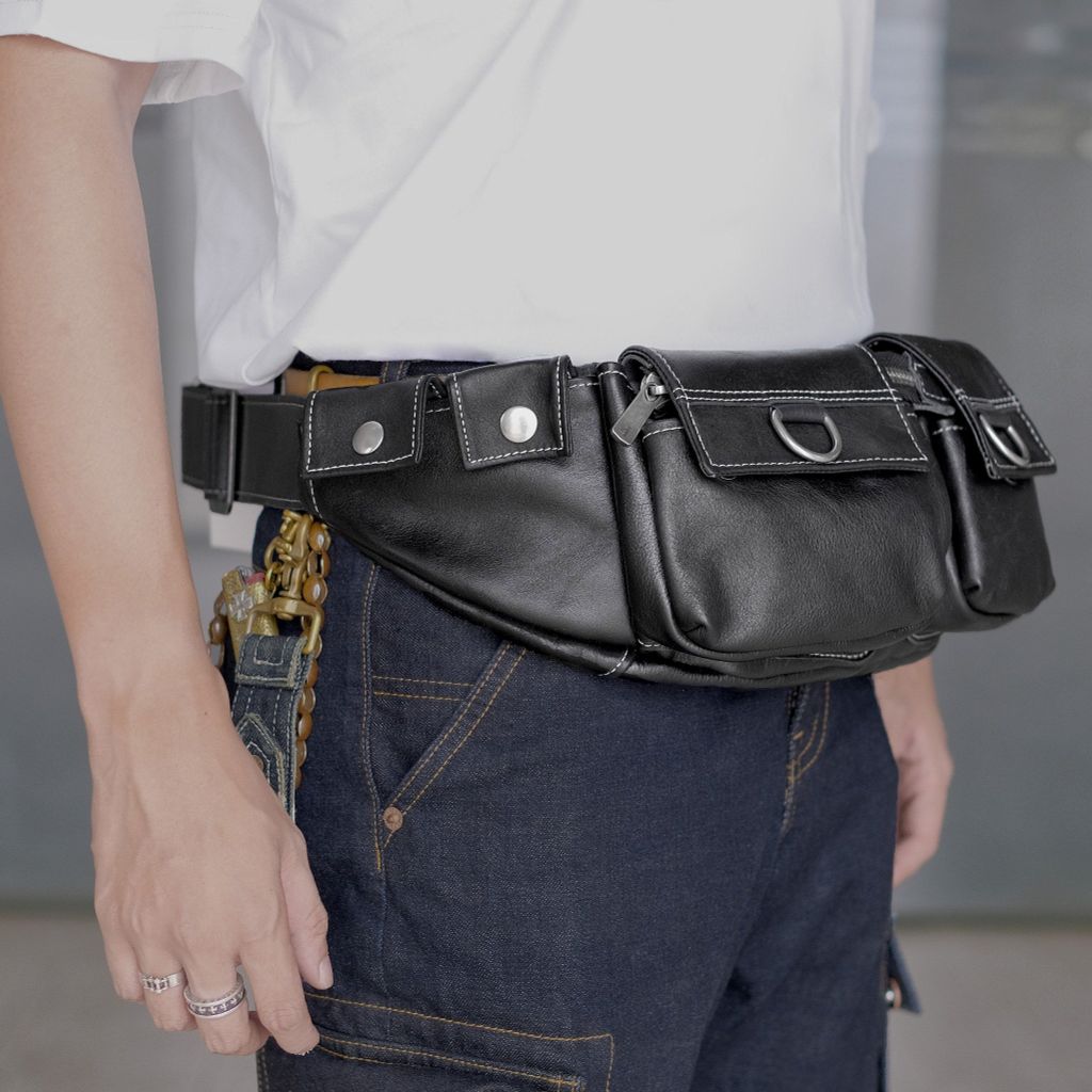 LEATHER WAIST BAG - BLACK