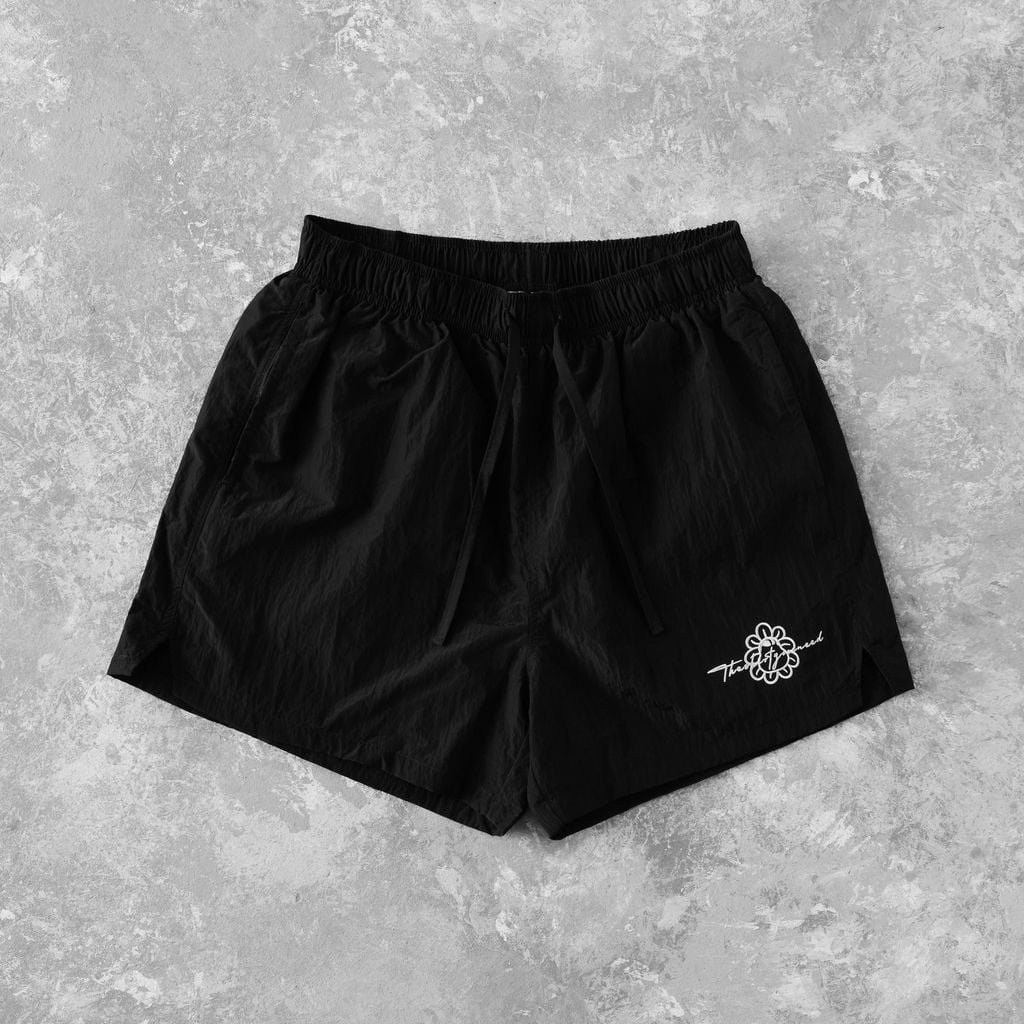  TSUN Quần Dùi Ngắn Thêu Logo - Woo Logo Short - Black 