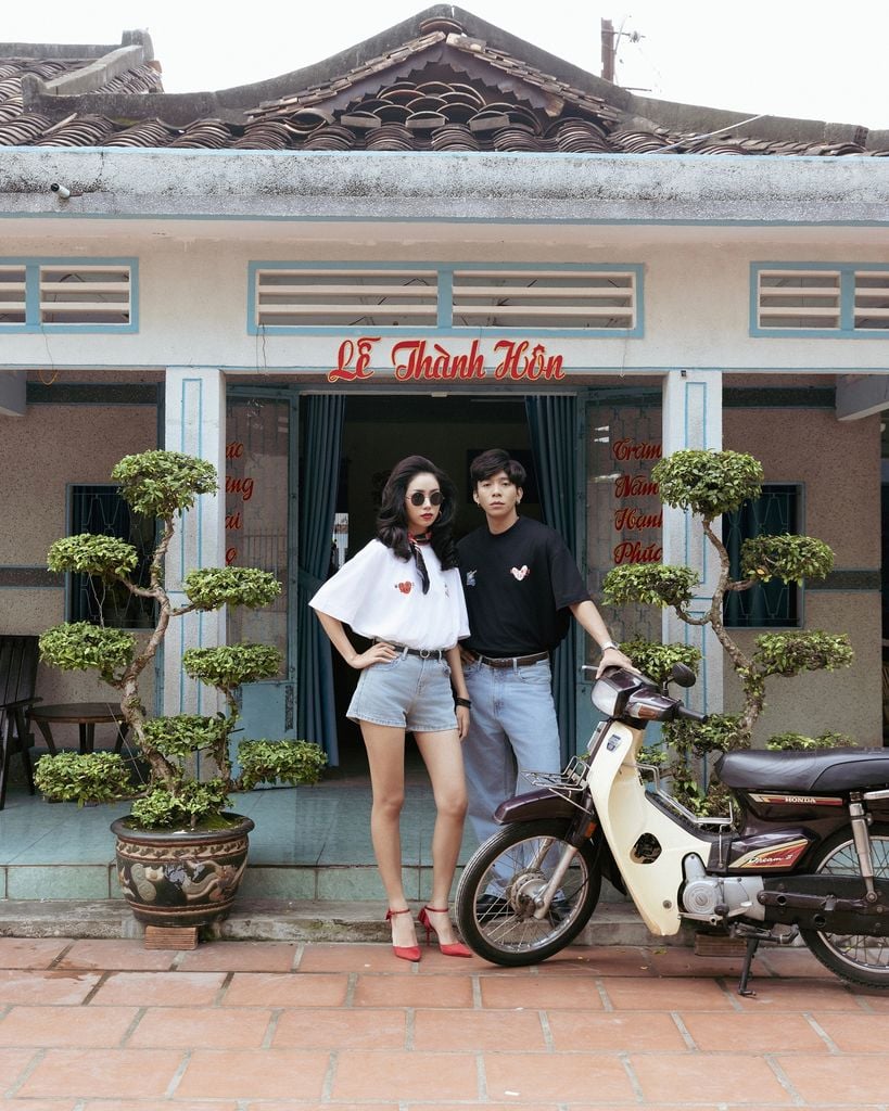  TSUN Love Her Teddy Tee - Black 