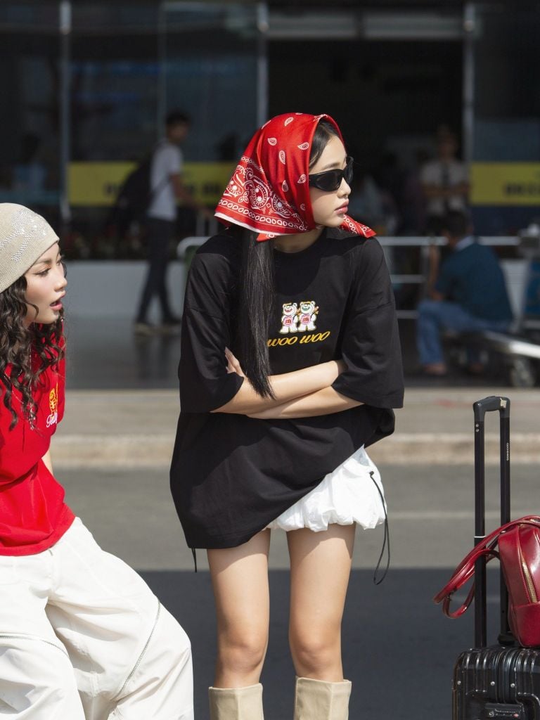  TSUN Blossom Teddy Tee - Black 