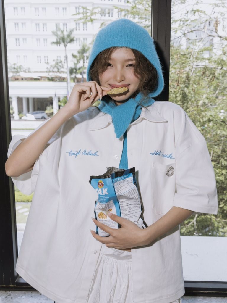  TSUN Sơ Mi Kaki Trắng Thêu Phối Logo Kim Loại - TSUNdere Shirt White 