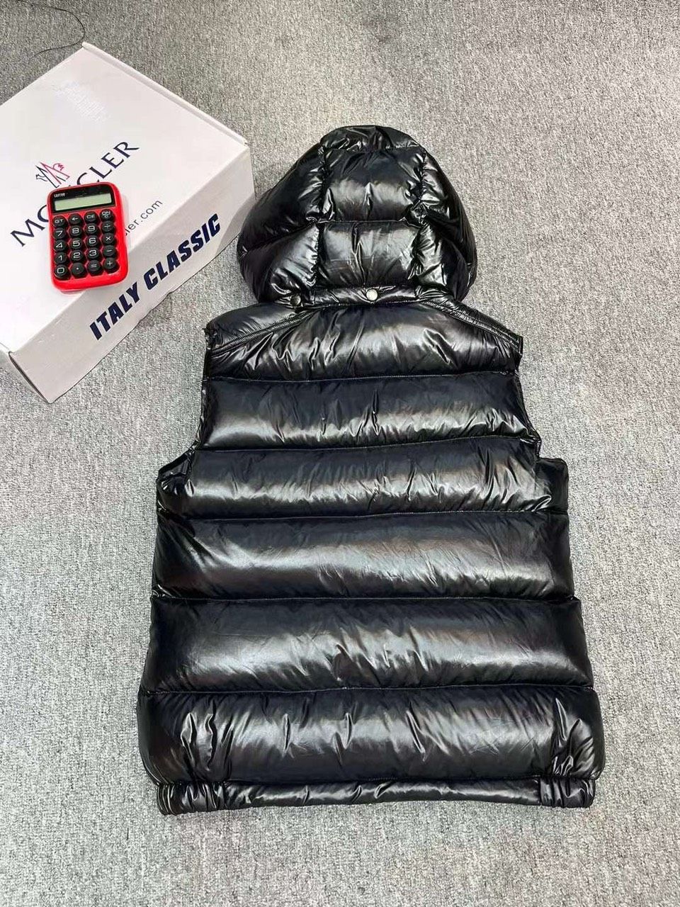  Áo Khoác Gilet Nam MONCLER BORMES DOWN VEST 