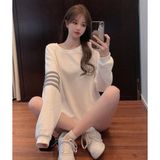  Áo Sweater nam nữ form rộng dáng Unisex Thom Browne 015 chất liệu len bông thiết kế tay áo kẻ 4 sọc cao cấp 