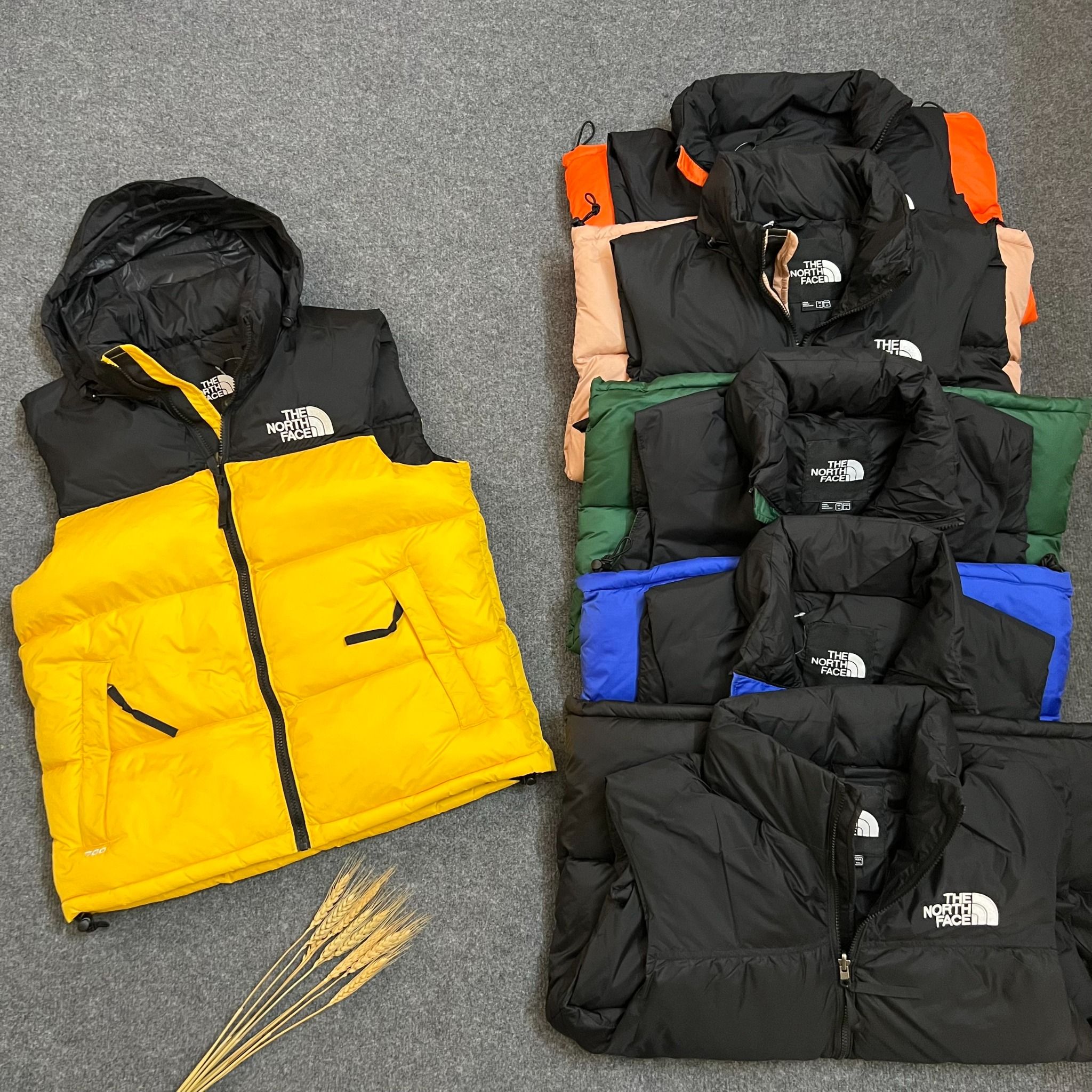  Áo Khoác Gile Lông Vũ THE NORTH FACE MEN'S 1996 RETRO NUPTSE VEST 