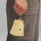  Móc Khóa Đôi LULULEMON DUAL POUCH WRISTLET Nhỏ Gọn Thời Trang Sang Chảnh 