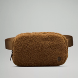  Túi Bao Tử LULULEMON EVERYWHERE BELT BAG 1L FLEECE Dễ Thương Nhỏ Gọn Tiện Dụng 