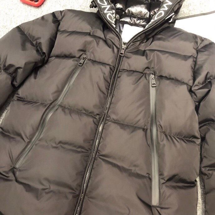  Áo Khoác Lông Vũ Nam Moncler 