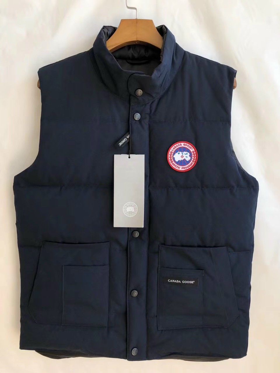  Áo phao ghi lê lông vũ nam cao cấp áo gile nam phối túi Canada Goose Freestyle Crew Vest thiết kế kiểu dáng thể thao 