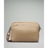  Túi Đeo Chéo LULULEMON CITY ADVENTURER CROSSBODY 2.5L Siêu nhẹ dành cho Nữ HÀNG VN XUẤT KHẨU 
