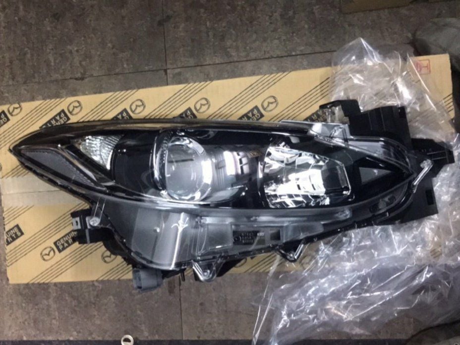  Đèn pha chính hãng Mazda 6 2016 2.0 