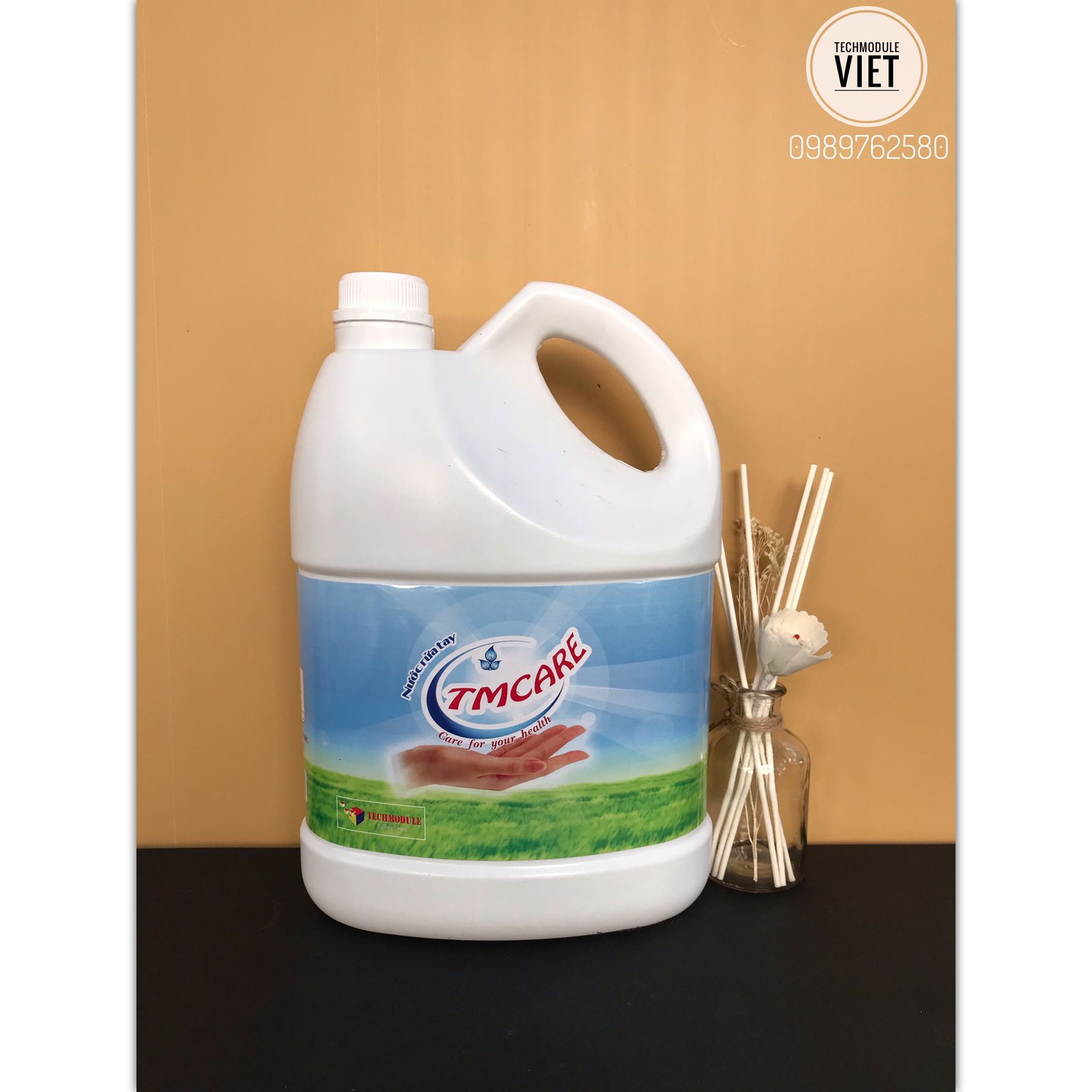  Nước rửa tay diệt khuẩn TMCARe hương táo can 4KG 