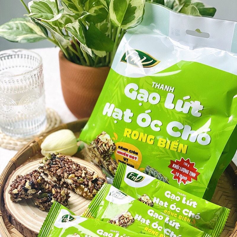 Thanh gạo lứt Hạnh Nhân Chà Bông/Hạt Óc Chó Rong Biển FNV (150gr - Gói 10 thanh) - Ăn Vặt - Healthy - Gạo lứt ăn kiêng