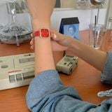  ĐỒNG HỒ TOPHILL TH001L.PR3782 Nữ máy quartz kính sapphire size 26x32mm 3ATM 