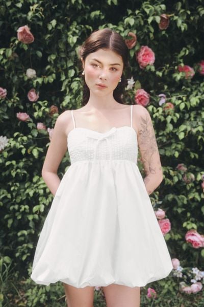  Đầm ngắn tùng bí cúp ngực - Trắng - D0657 