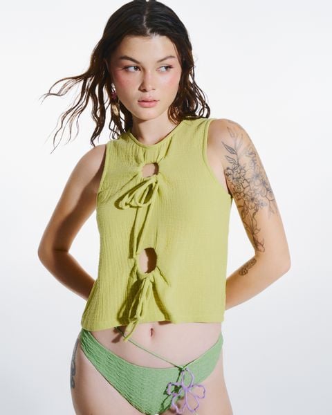  Áo kiểu cut-out - Vàng - T0928 