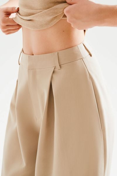  Quần xếp ly ống rộng - Beige - Q0375 