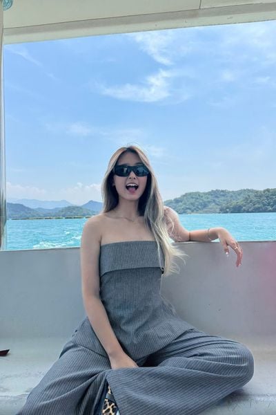  Áo cúp ngực xẻ lai - Xanh lam - T1125 