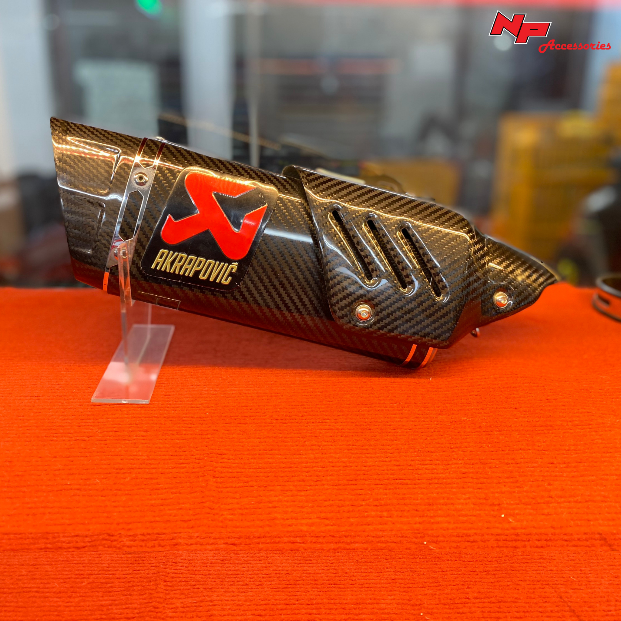  Pô Akrapovic R1 Full Carbon 