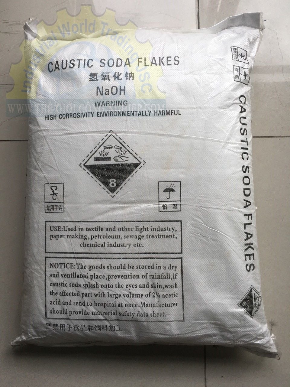 Hóa Chất NaOH 99% - Giải Pháp Tiên Tiến Cho Các Ngành Công Nghiệp và Ứng Dụng Đời Sống
