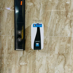  Bình đựng nước rửa tay, cồn sát khuẩn nút nhấn cao cấp Saraya TMSR-MD450 