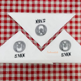 


																	 Khăn giấy ăn in logo BẾP NHÀ MỘC 