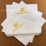 


																	 Khăn giấy ăn in logo DREAM HOUSE 