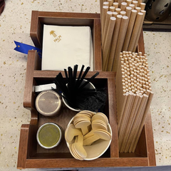  Hộp đựng giấy ăn để bàn phù hợp với kích thước giấy 330x330mm và 240x240mm 