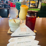 


																	 Khăn giấy ăn in logo Jennie's House 