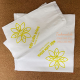 


																	 Khăn giấy ăn in logo MỘC LIÊN ĐĂNG 