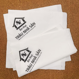 


																	 Khăn giấy ăn in logo TRÂU NHÀ SÀN 