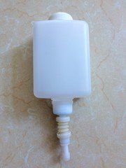 Bình rỗng để chứa dung dịch hãng SARAYA mã UD/MD-450