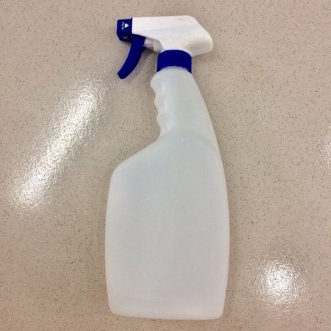 Bình rỗng để xịt dung dịch kèm đầu phun hãng SARAYA 500ml