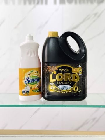 Mua 2 can nước giặt Lord Diamond 3.5kg được tặng kèm 1 chai nước rửa chén senny