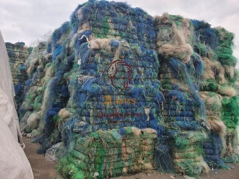  PA fish net pressed bales 