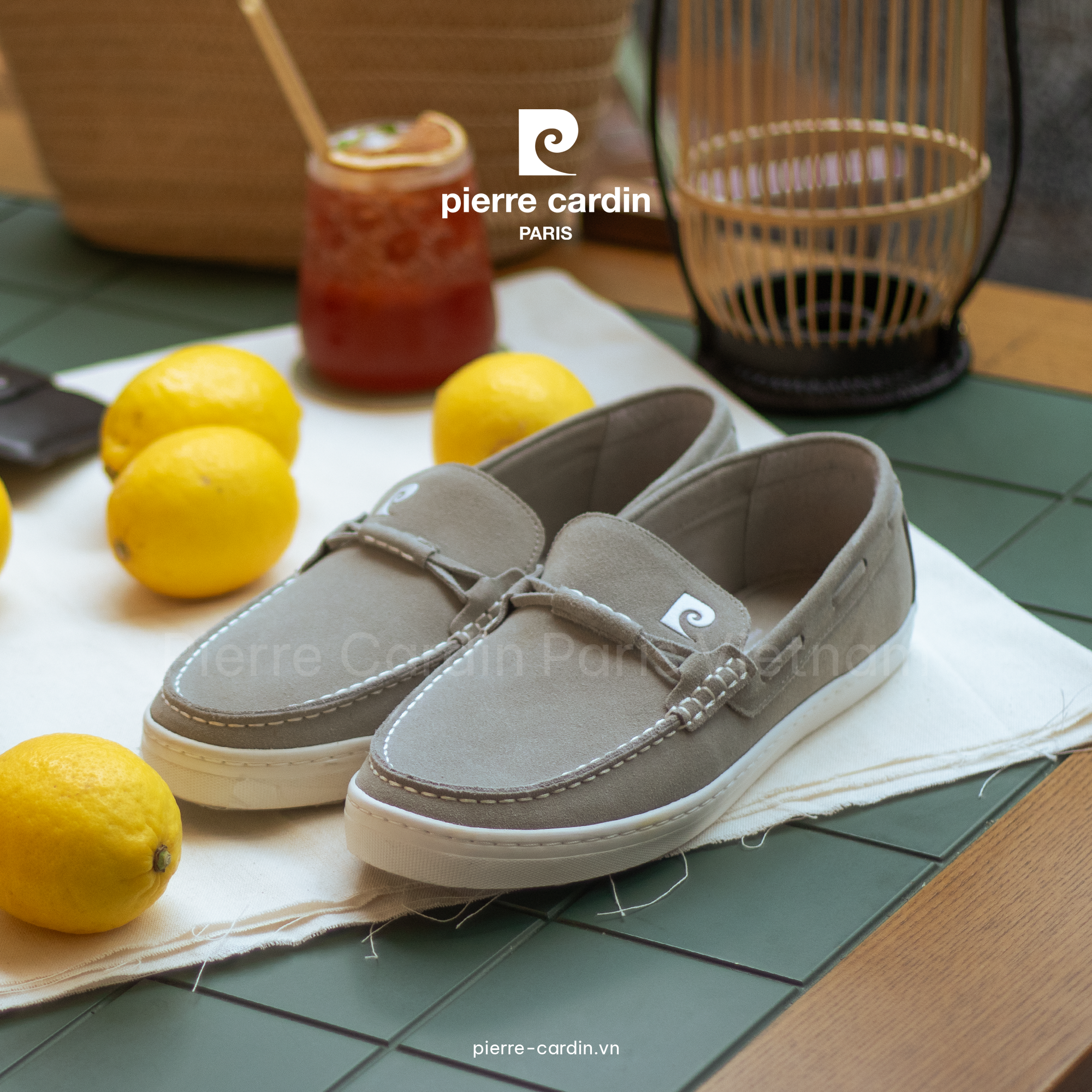 Bộ Sưu Tập Giày Mọi #908 của Pierre Cardin - Dấu Ấn Thời Trang Tồn Tại Hàng Thập Kỷ Tại Đông Nam Á