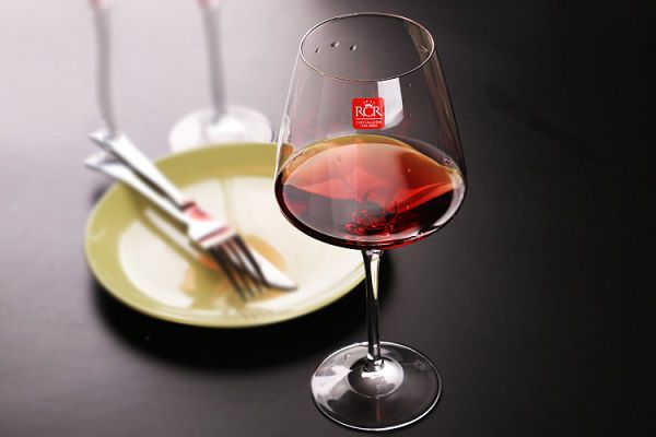Bộ 6 ly rượu vang Aria Burgundy 720 ml Bộ 6 ly rượu vang Aria Burgundy 720 ml