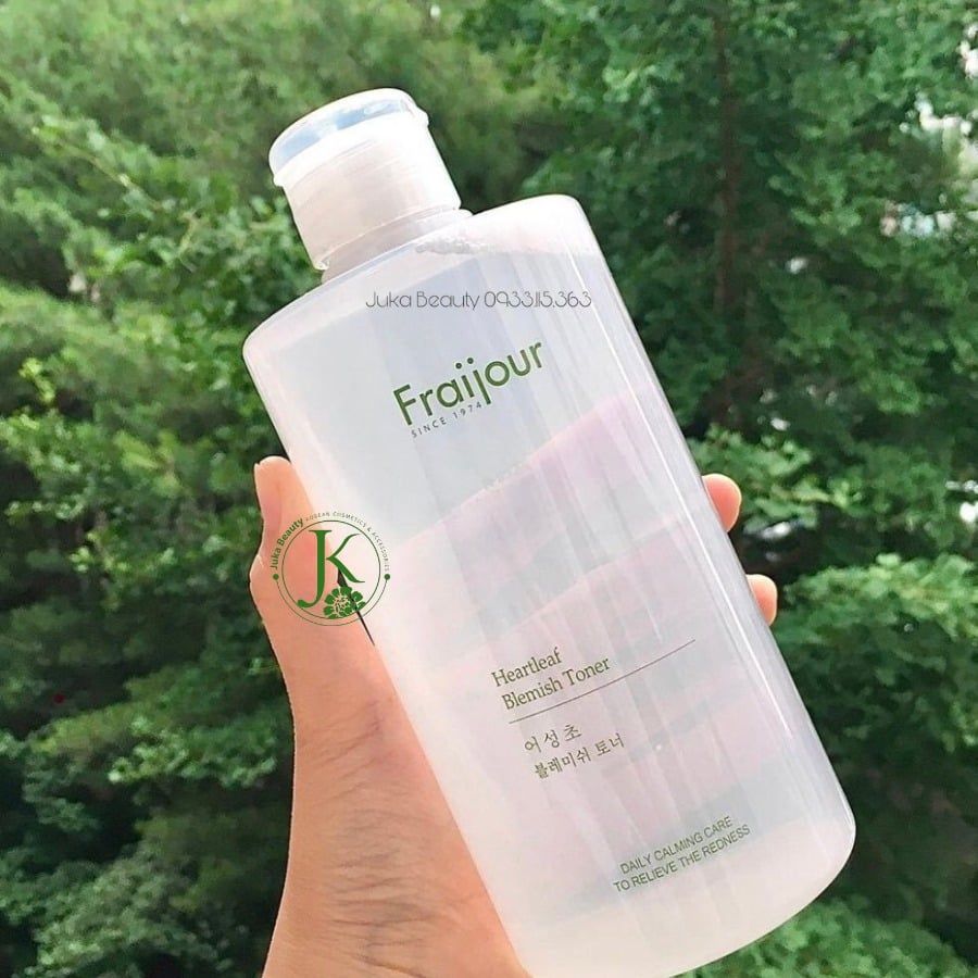  Nước Hoa Hồng Cấp ẩm Da Mụn, Nhạy Cảm Fraijour Heartleaf Blemish Toner 550ml (Trắng) 