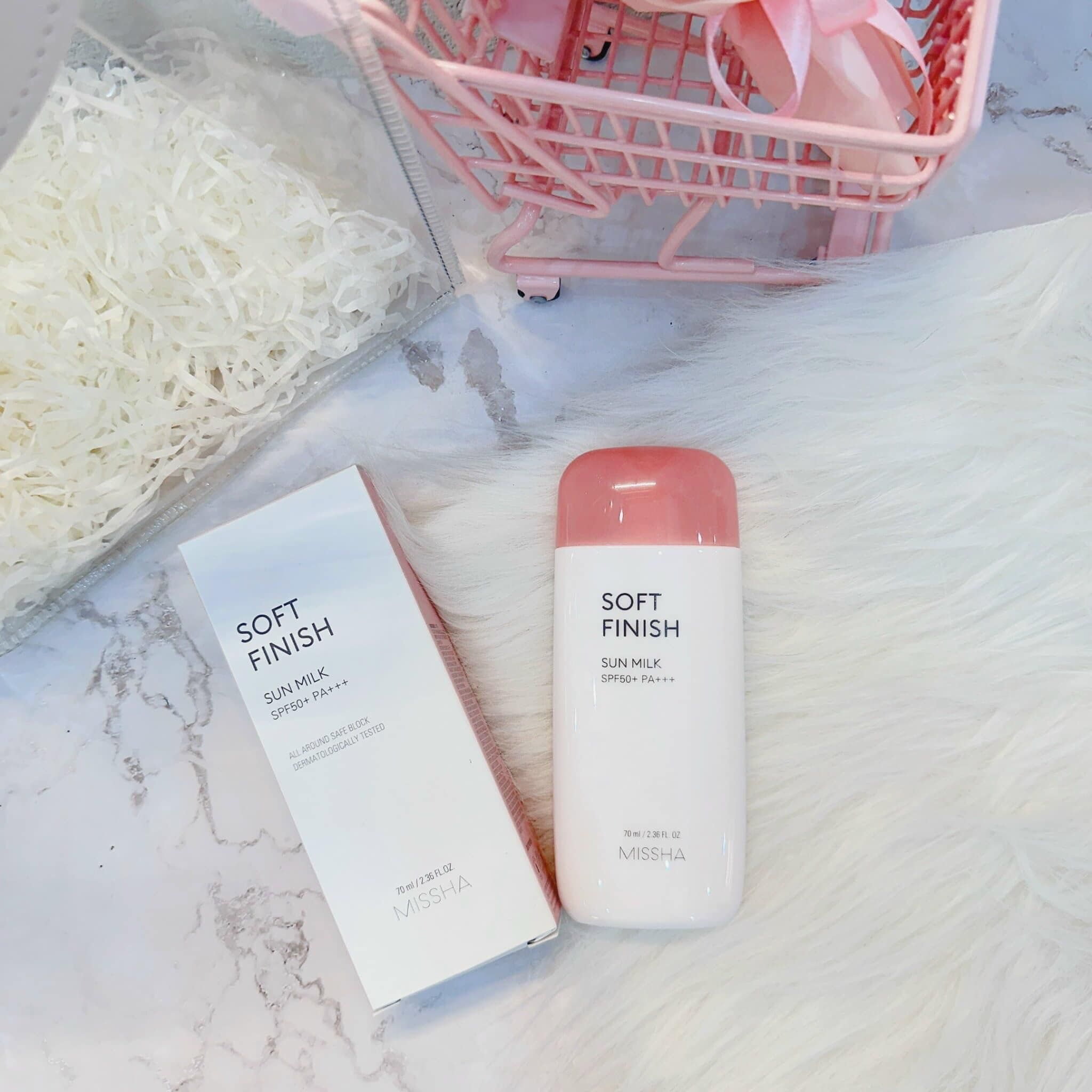  Kem Chống Nắng Nâng Tone, Kiềm Dầu Missha All Around Safe Block Soft Finish Sun Milk 70ml 