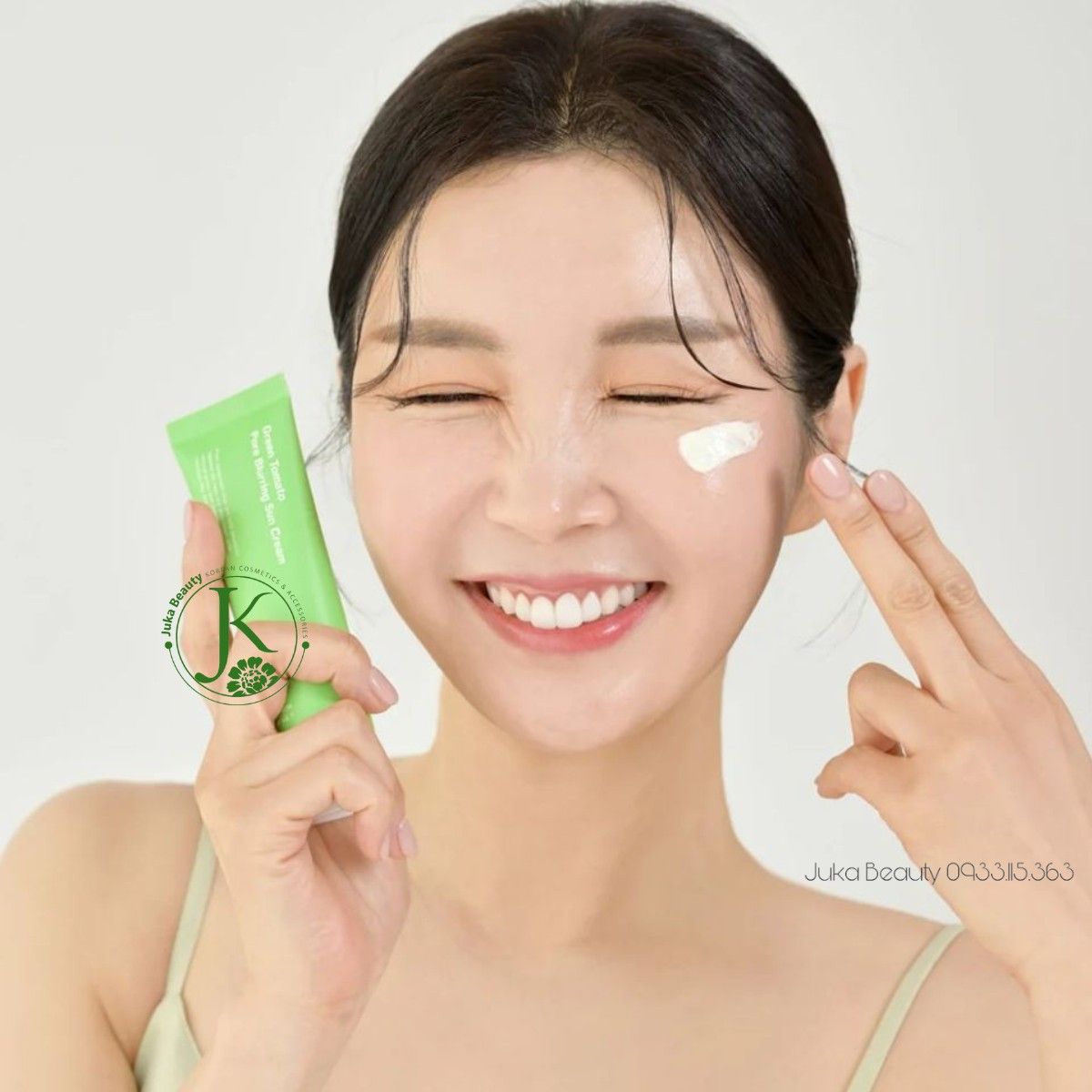  Kem Chống Nắng Cà Chua Xanh Sungboon Editor Green Tomato Pore Blurring Sun Cream SPF50+ PA++++ 50g 