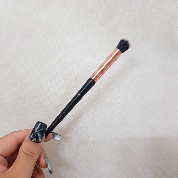  Cọ tạo khối sống mũi đầu tròn Vacosi Angled Blend Brush N02 