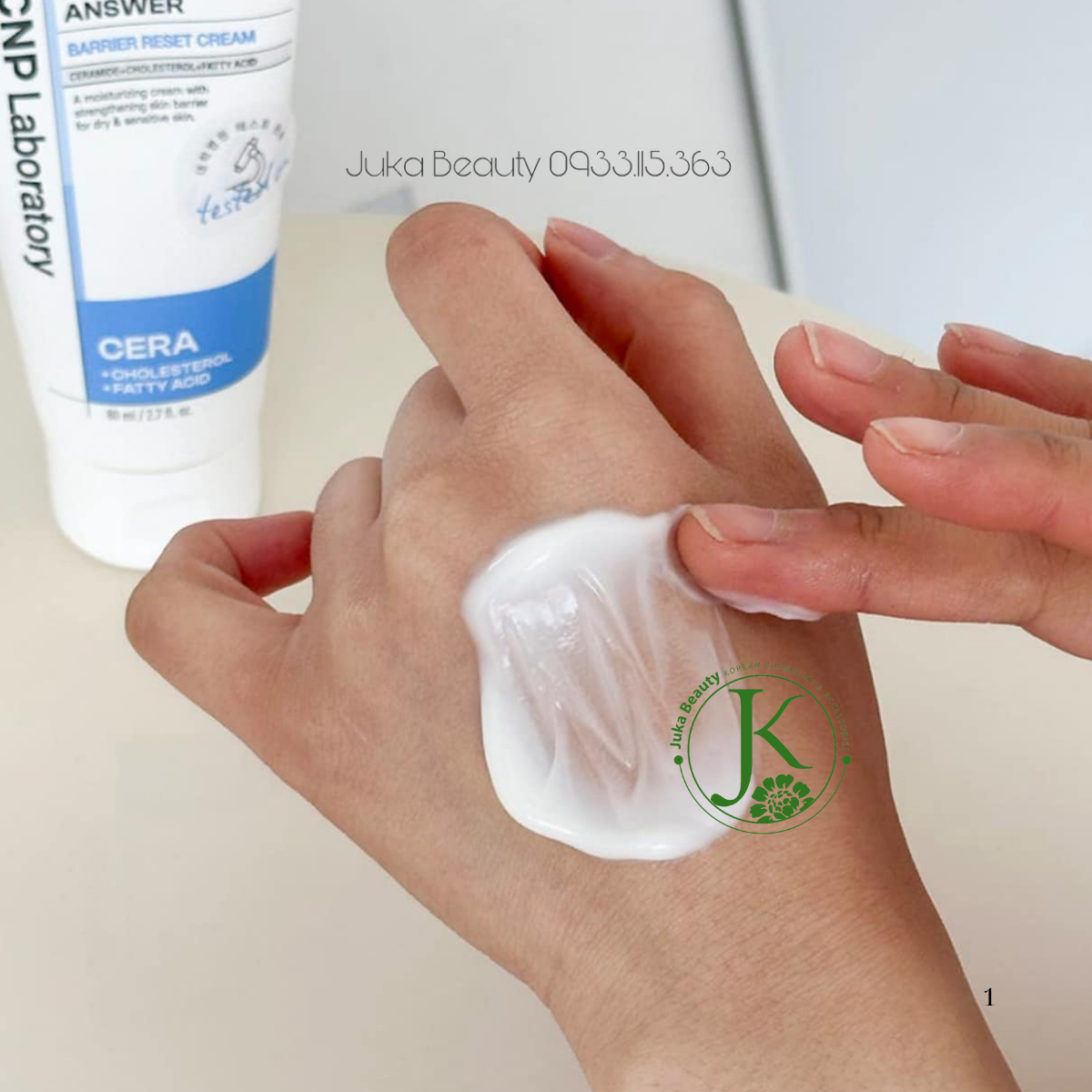  (Mẫu mới) Kem dưỡng ẩm, phục hồi da CNP Laboratory Derma + Answer Barrier Reset Cream 