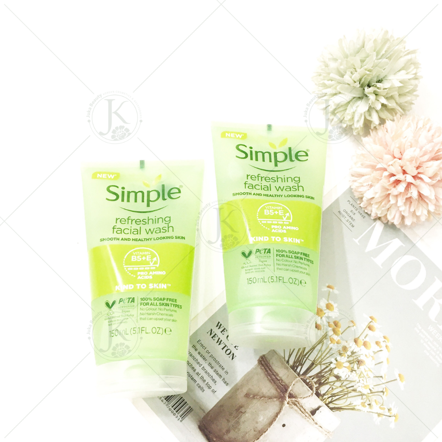  Sữa Rửa Mặt Sạch Sâu Làm Dịu Da Simple Refreshing Facial Wash 150ml 