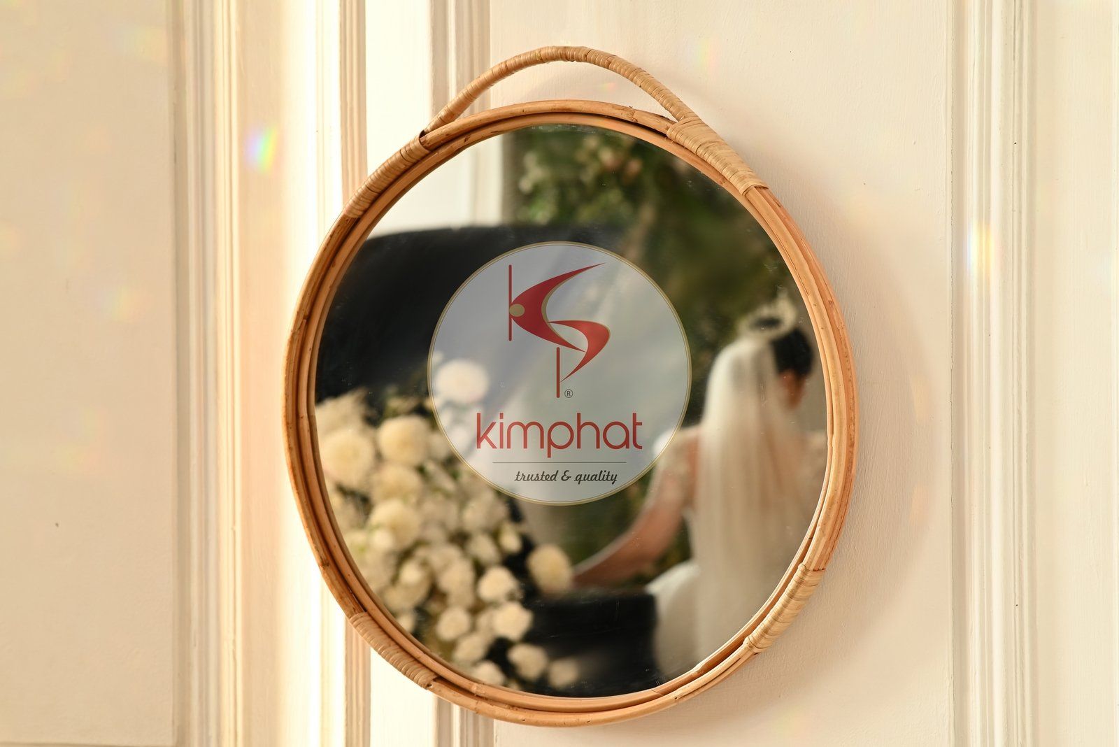 MR-2817: Beautiful Mirror With Rattan Frame