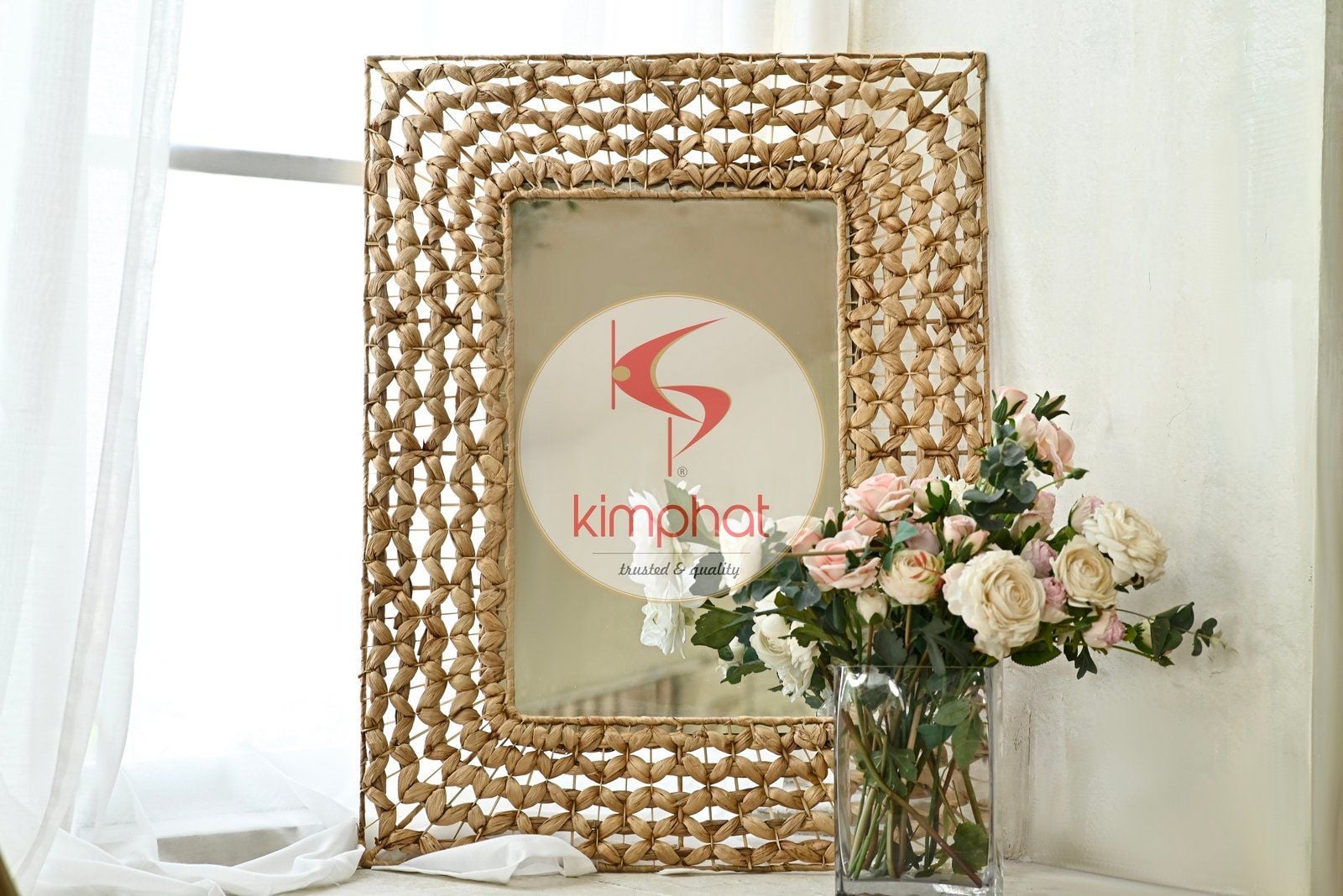 MW-2801: Good Looking Water Hyacinth Mirror