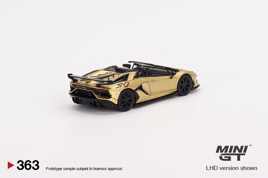  Mô hình xe Lamborghini Aventador SVJ Roadster 2019 1:64 MiniGT 