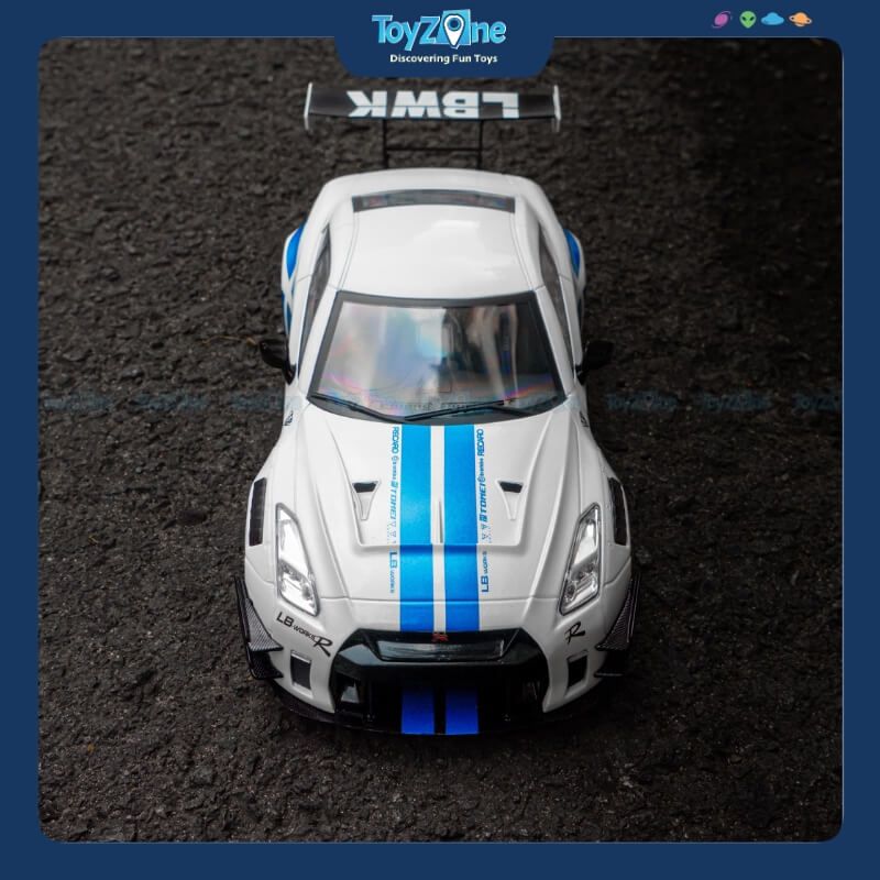 Mô hình xe Nissan GT-R ( R35 ) With Liberty Walk Body Kit Type 2.0 1:18 Solido