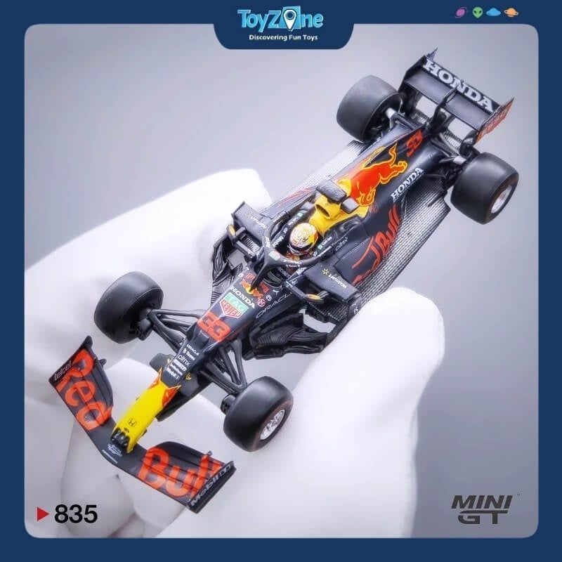 Mô hình xe F1 Red Bull RB16B #33 Max Verstappen 2021 Abu Dhabi Grand Prix Winner 1:64 MiniGT